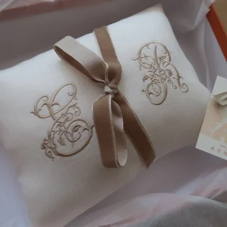 Cojín para alianzas bandeja