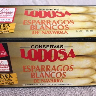 Espárragos de Lodosa, calidad extra. Extra grueso. Lata de 9-12 frutos