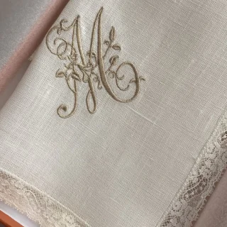 Pañuelo de la novia. Lino 100%