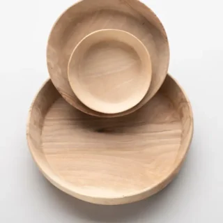 Cuencos artesanales de madera de nogal