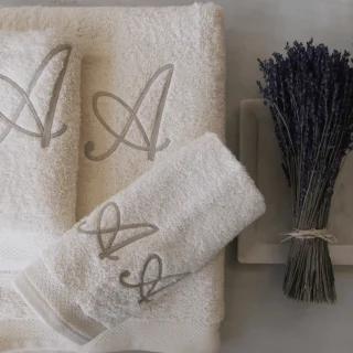 Toallas con iniciales