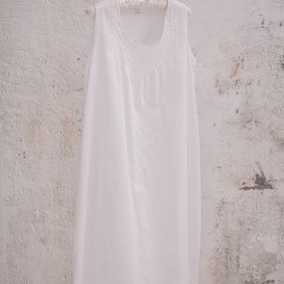 Camisón de jaretas para mujer hecho a mano – Modelo Violeta